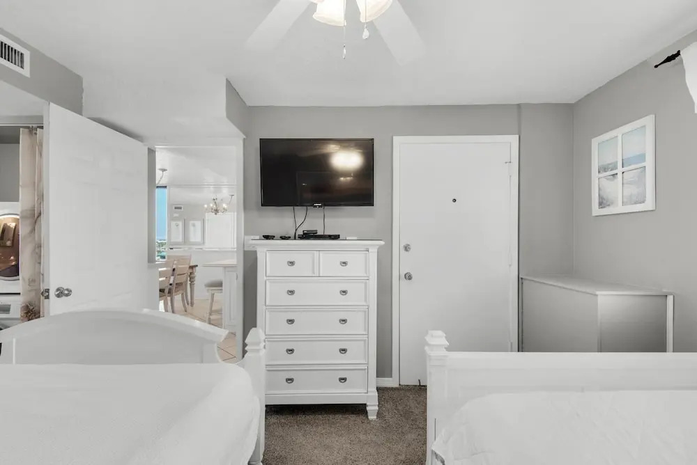 Sundestin 818