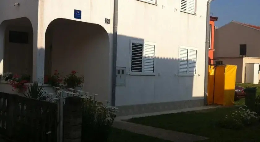 Apartment Goran