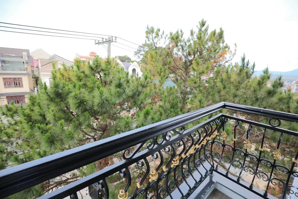 Lotus Hotel Đà Lạt