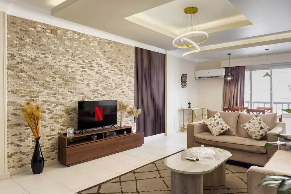 Xuru Stays I The Hospitable 2bdr Apt. 5 min From CAI Airport