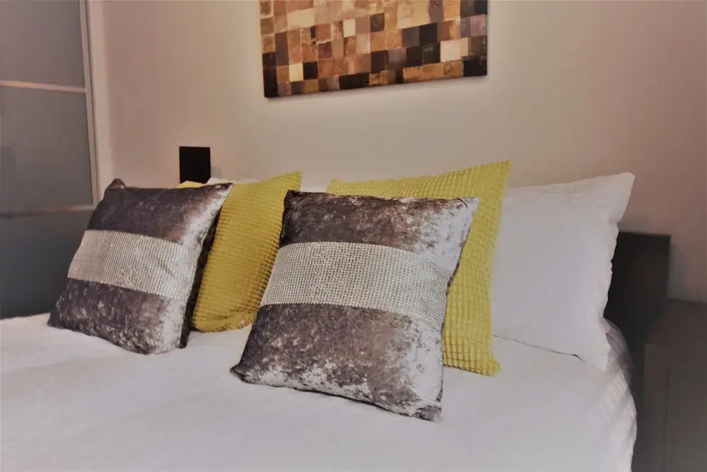 Solace Apartment Milton Keynes