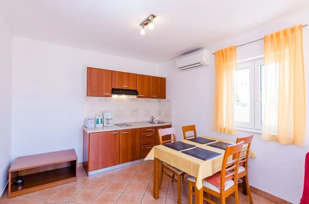 Apartments Villa Perla