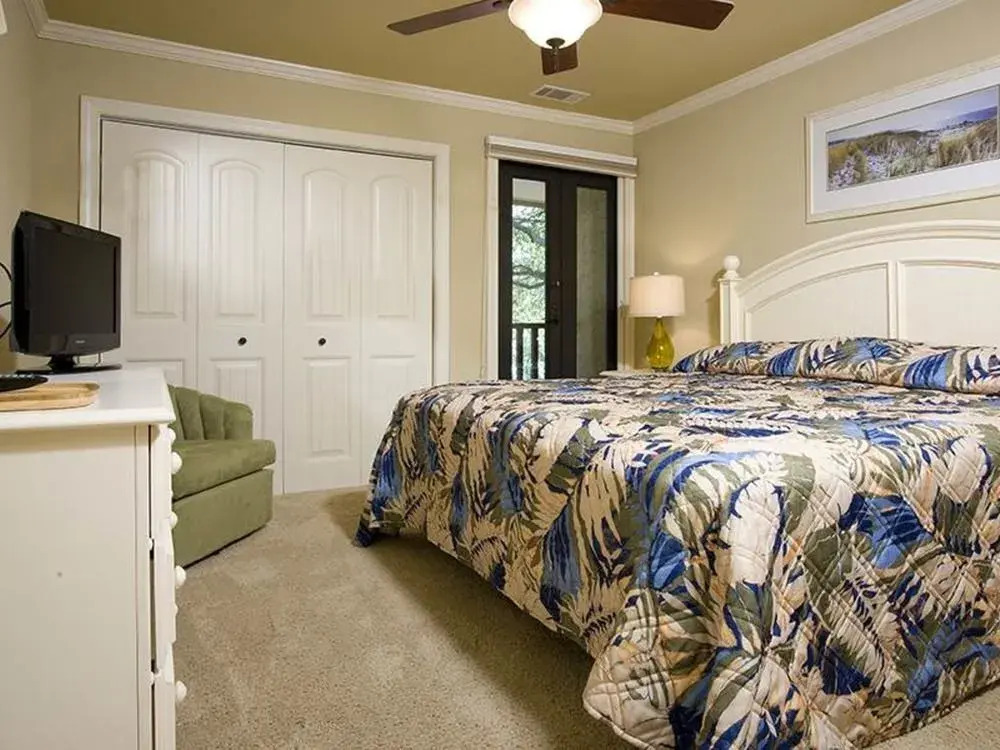 Hilton Head Beach Villa 28 by RedAwning