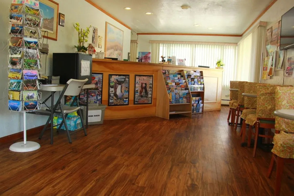 Sunrise Motor Inn