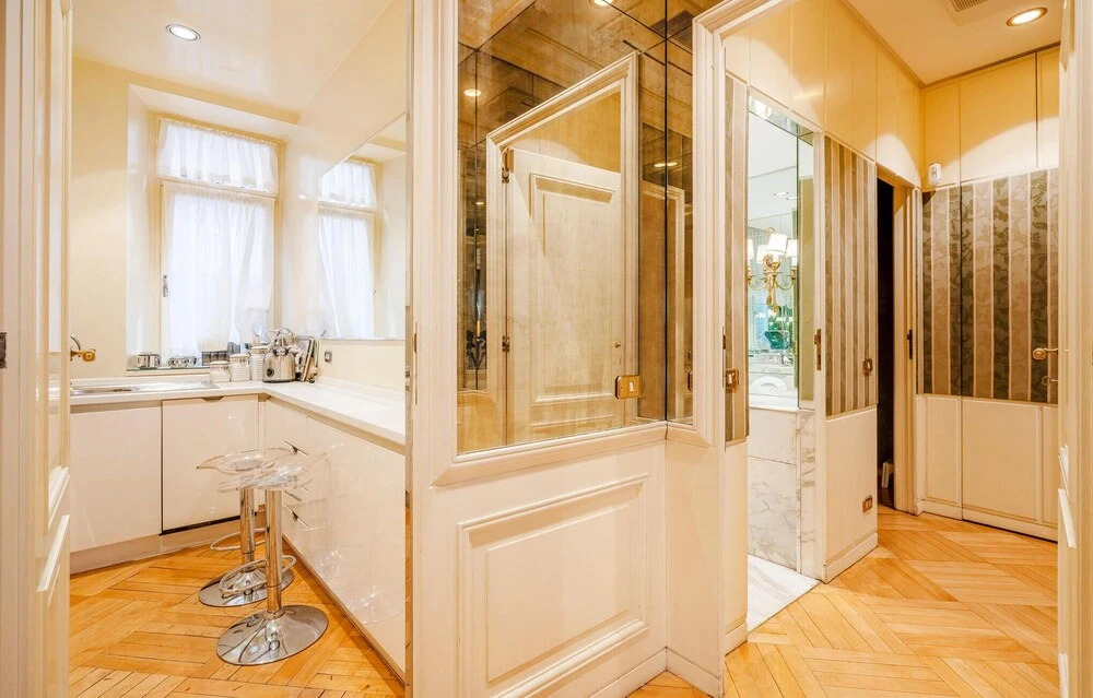 Stunning Apartment in Roma With Wifi and 2 Bedrooms