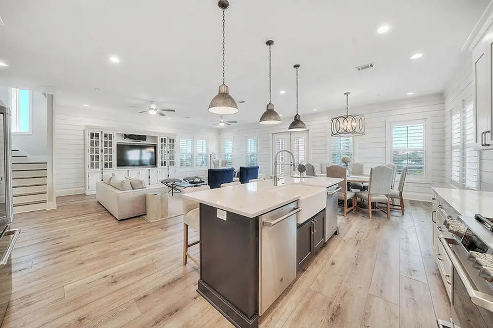 Live It Well by Five Star Properties