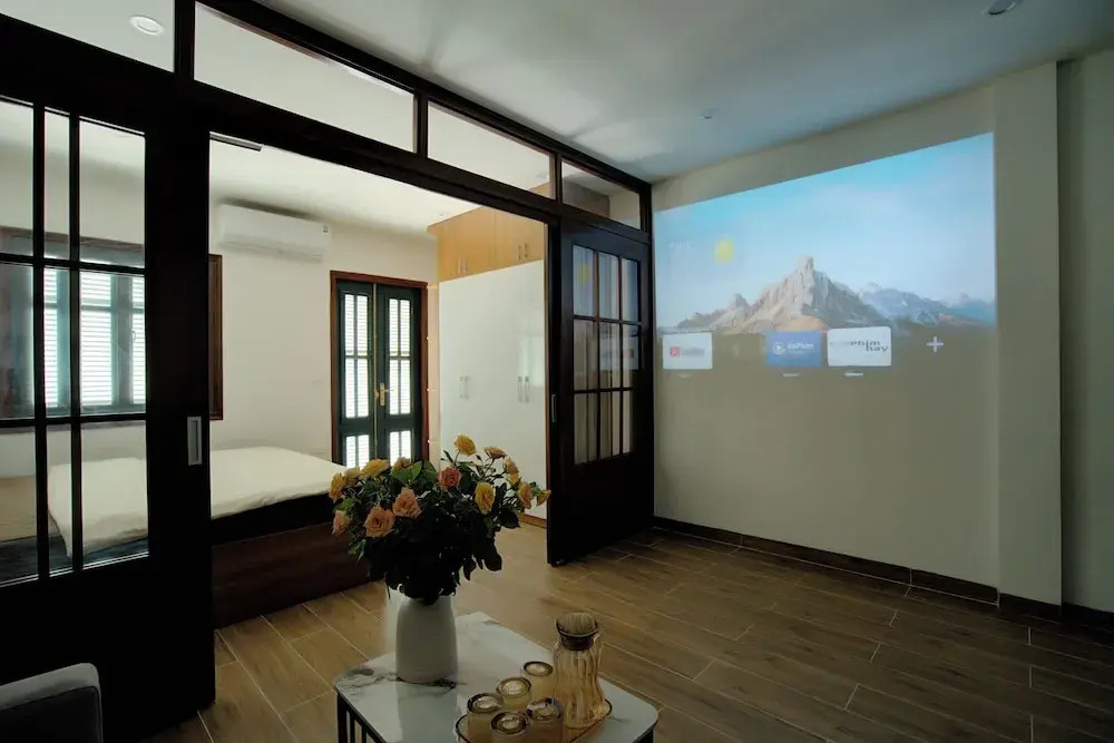 DeMei House