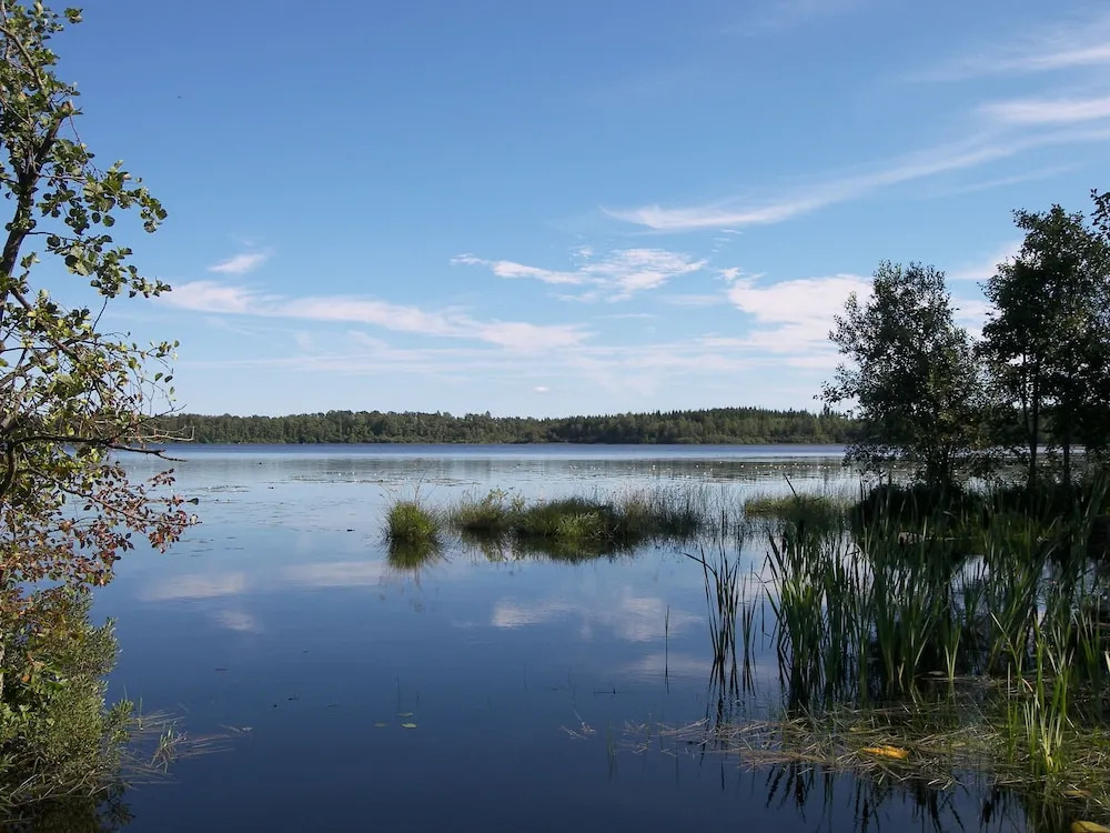 Semesterbyn Kåranäs