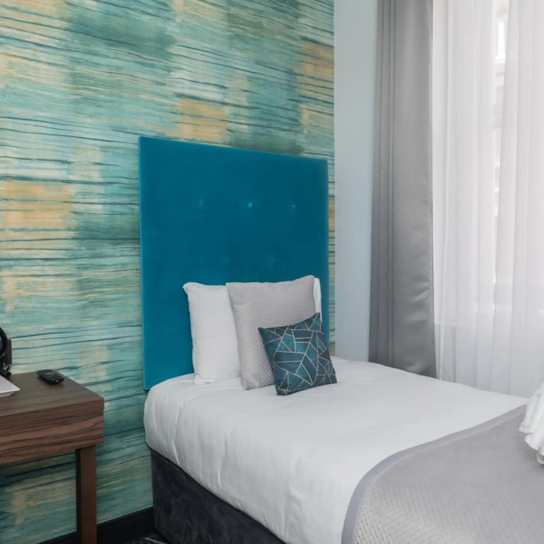 Paddington Park Hotel