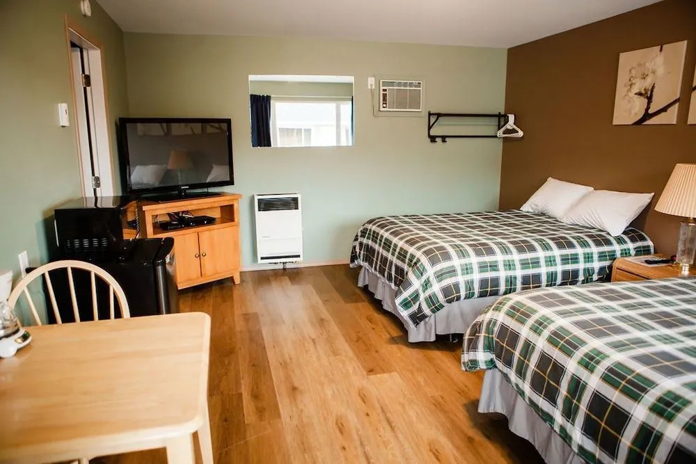 99 Mile Motel