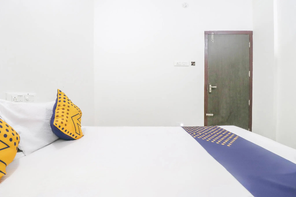 Rohini Inn by OYO Rooms