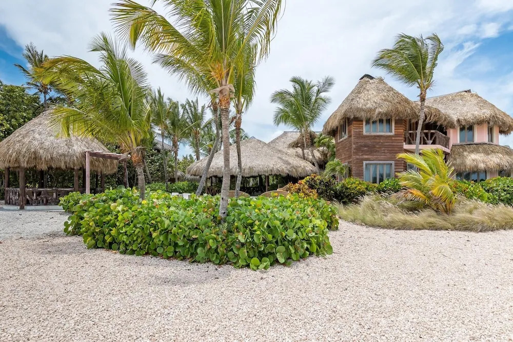 Spectacular 7 500 sq ft Villa in Cap Cana for Rent Access to Eden Roc Beach Club Pool Chef Butler Maid