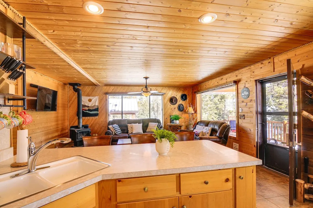 Duck Creek Village Cozy Cabin Near Fishing & ATV