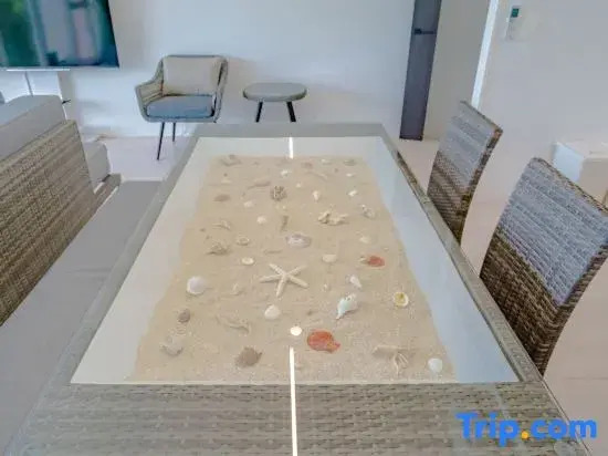 Lara Court Seaside Yagaji 301