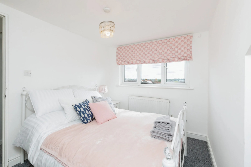 Spacious 6-bed Family Retreat Bristol