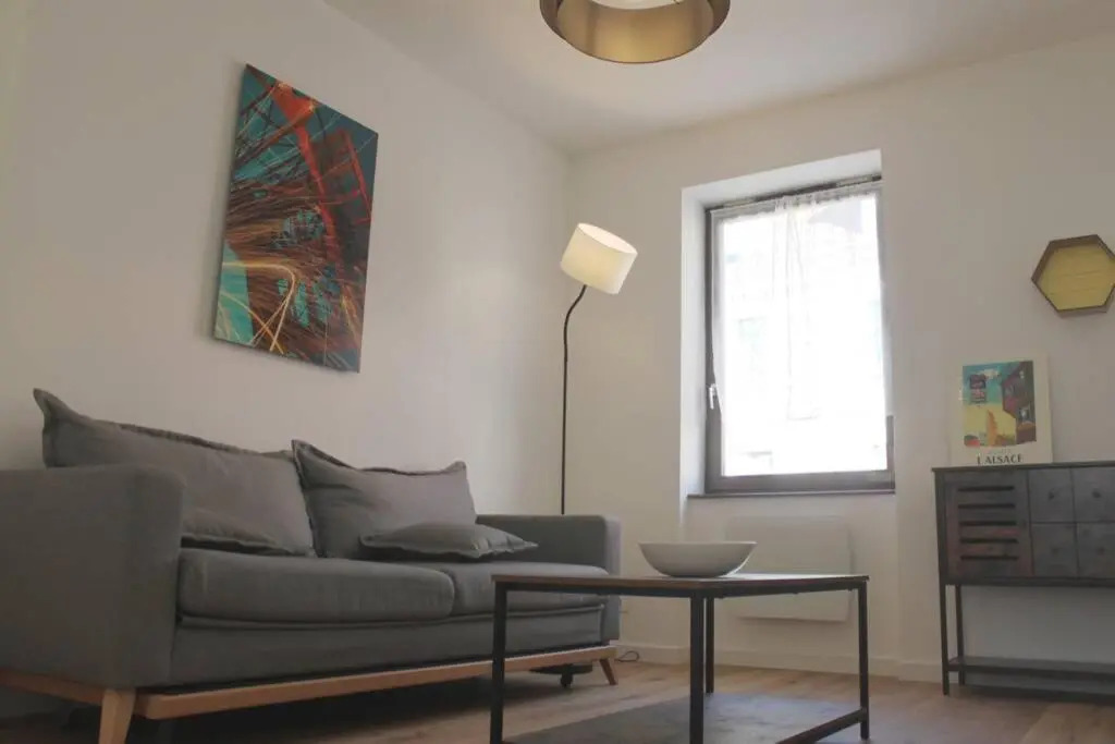 Nod Off in Neudorf! Cozy 2 Beds Near the Tram