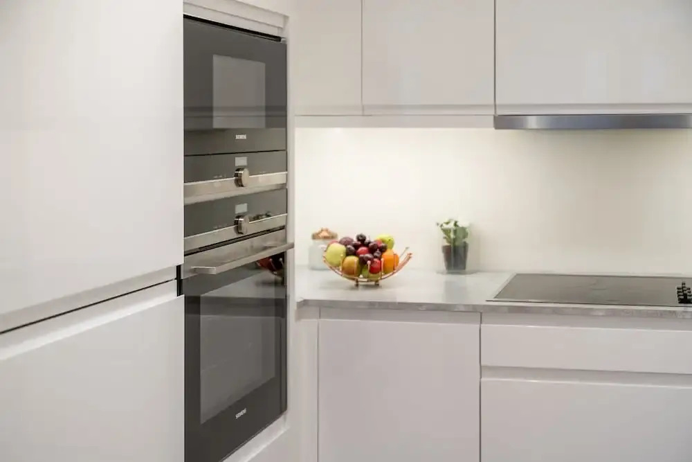 Madika Homes Stunning 2-bed Apartment in Colindale