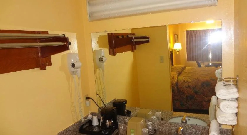 Antlers Inn Goliad