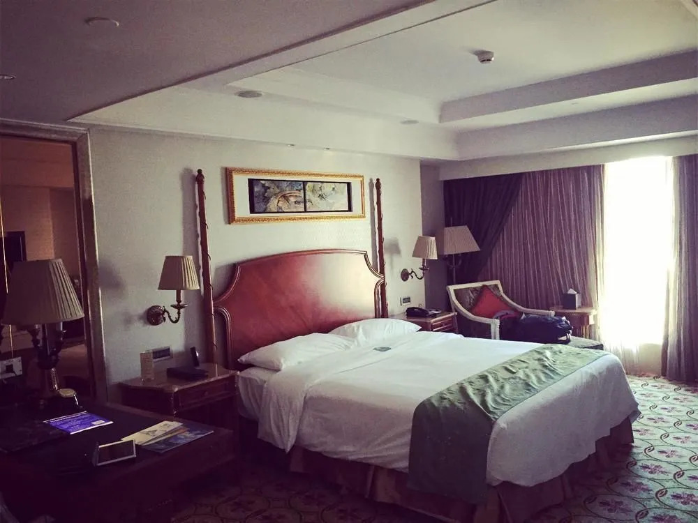 Star Lake Hotel
