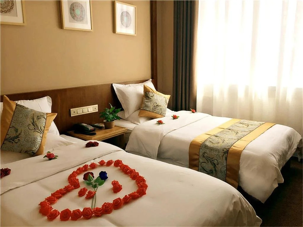 Gujun Hotel