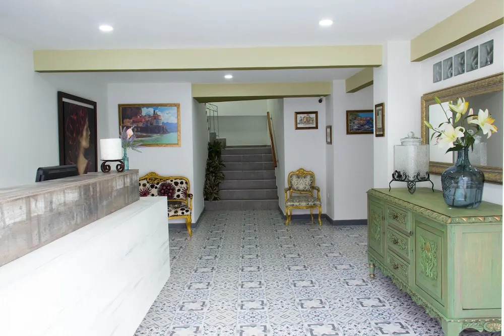 Hotel Avanti