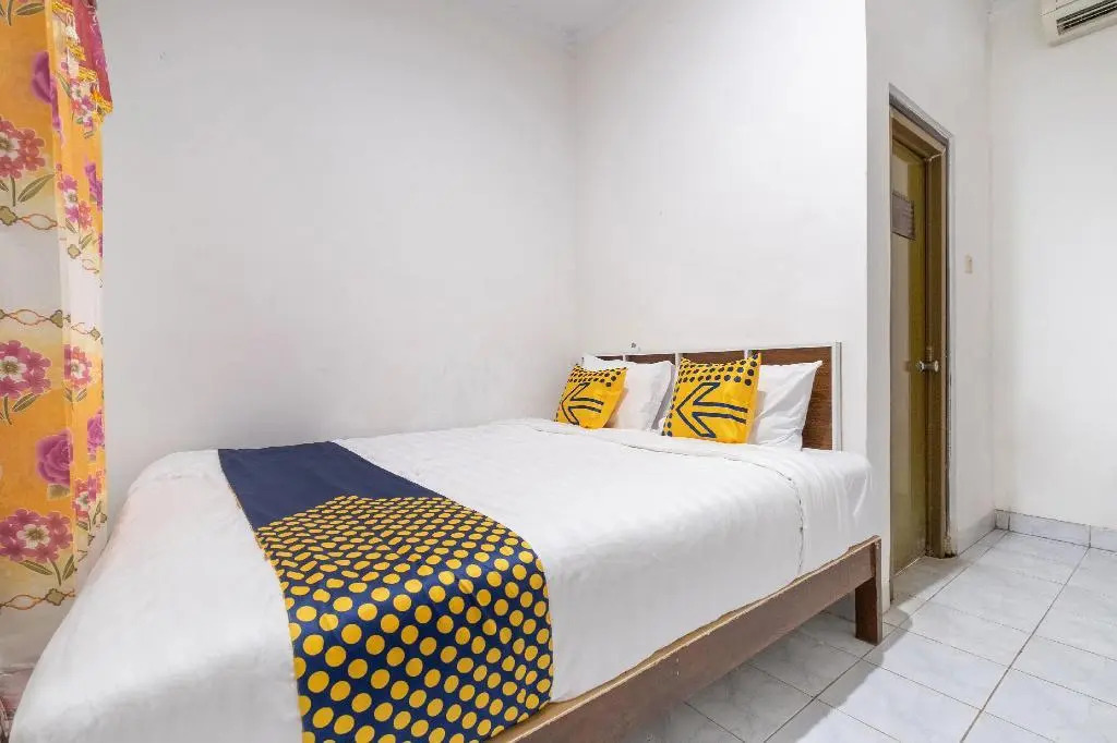 OYO 1806 Puri Arsita Homestay