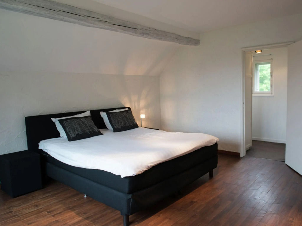 Mansion in Spa Liege with private garden