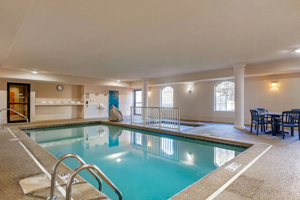 Comfort Suites Stevensville - St Joseph