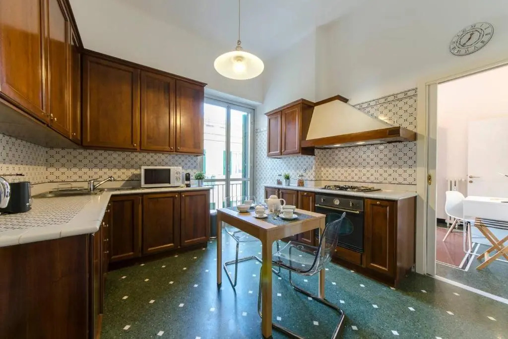 ALTIDO Splendid Apartment for 8 with Beautiful SeaView