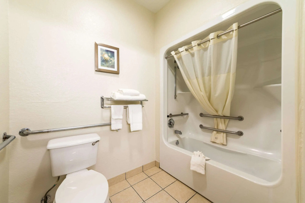 Quality Suites San Antonio Brooks City Base