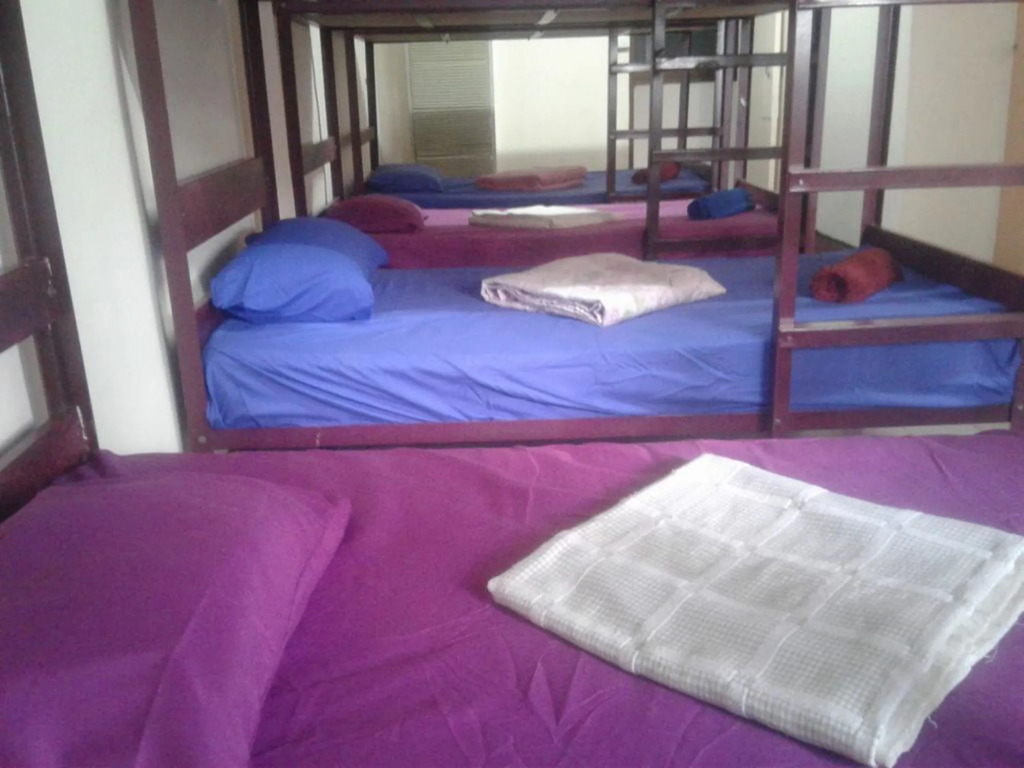 Yaya Guesthouse - Hostel