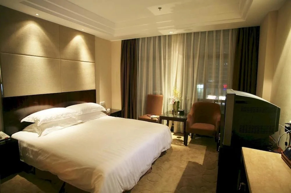 Huaxin Grand Hotel