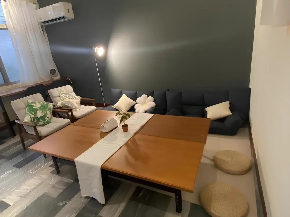 阿霞袂睏MAMAzzzzHostel