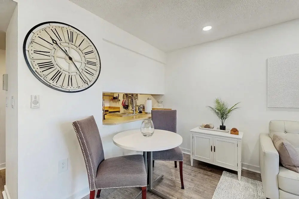 Mtn-view Balcony: Condo 6 Mi to Dtwn Phoenix