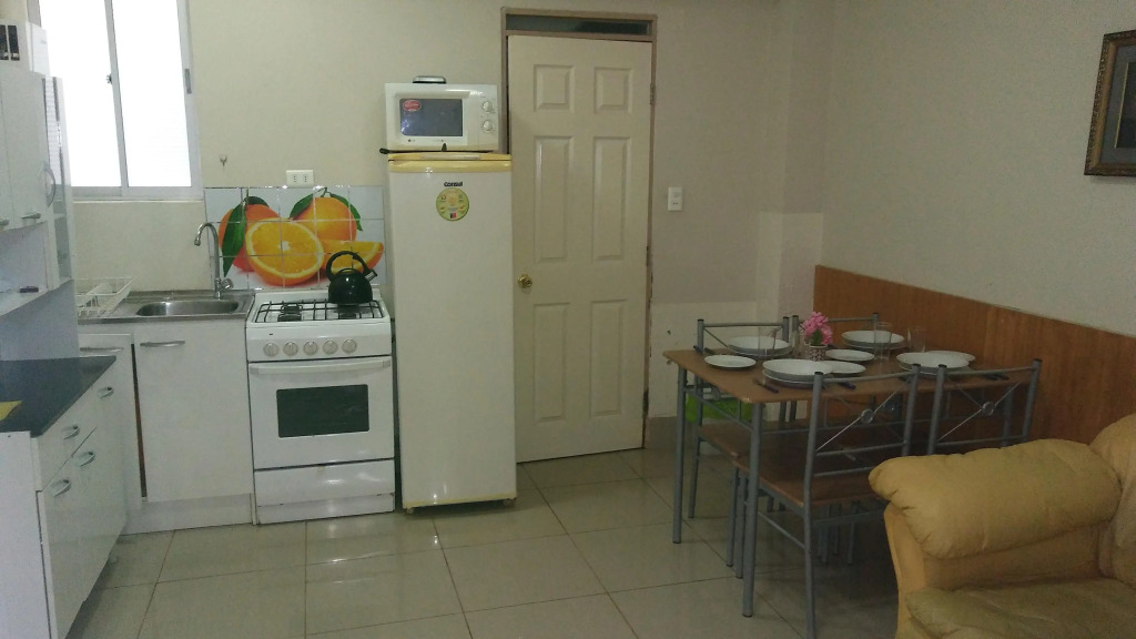 Apart Maxi