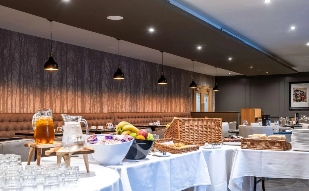 Chimney Corner Hotel