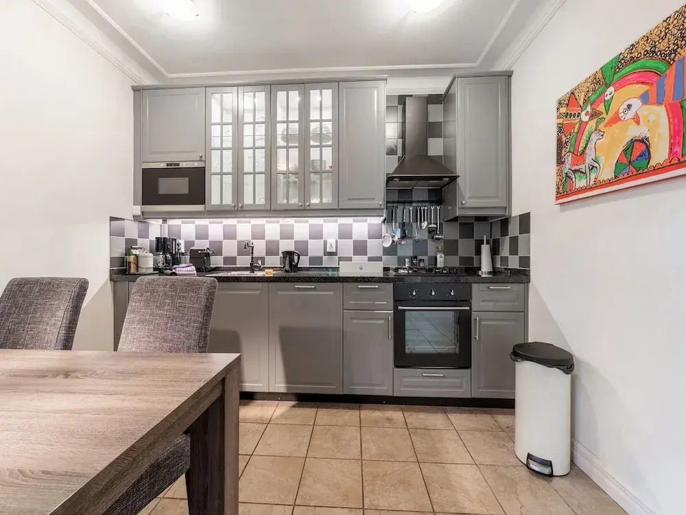 Beautiful Apartment in Sint Maartensbrug