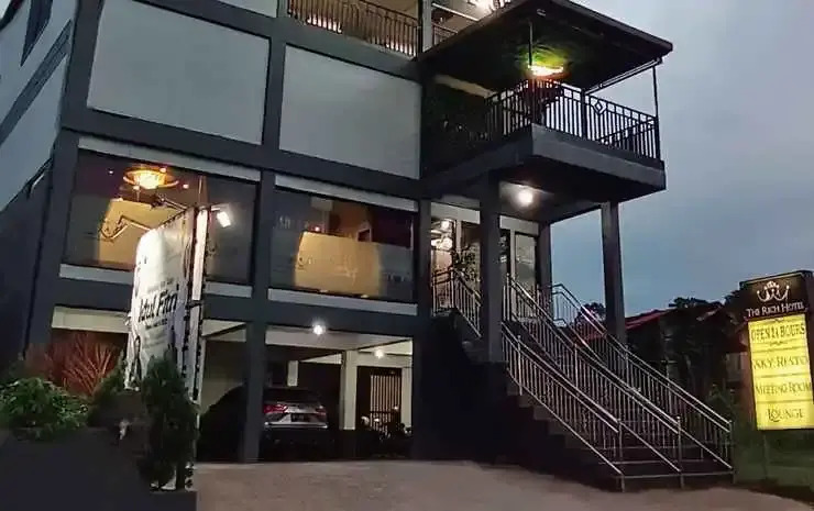 The Rich Hotel
