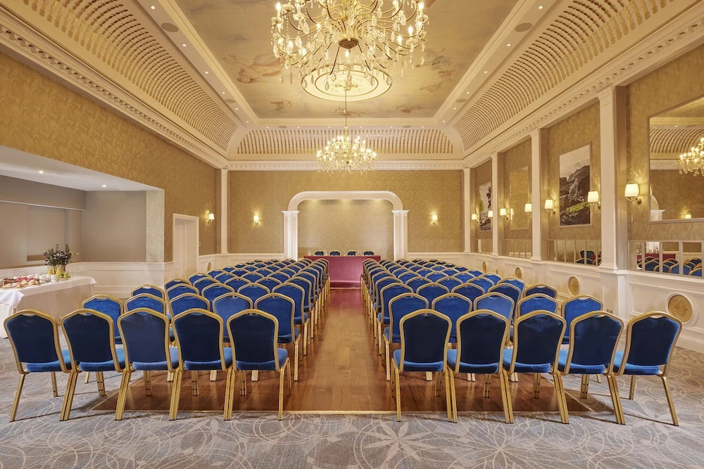 Bridge House Hotel, Leisure Club & Spa