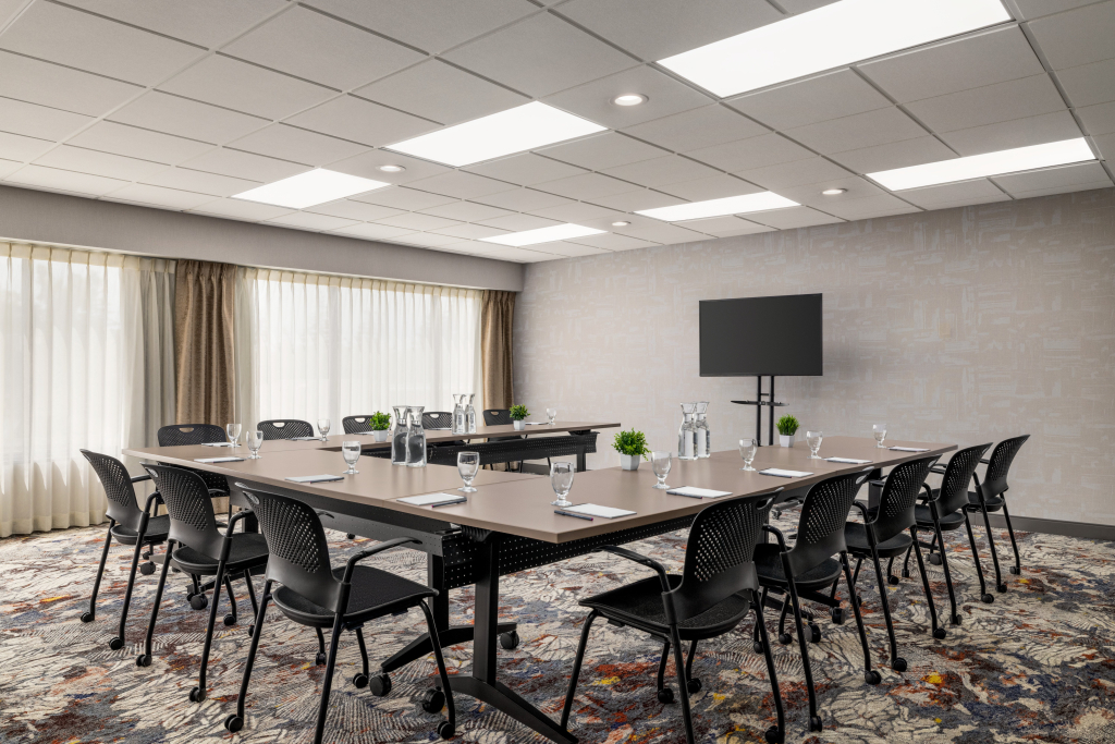 Crowne Plaza Auburn Hills by IHG
