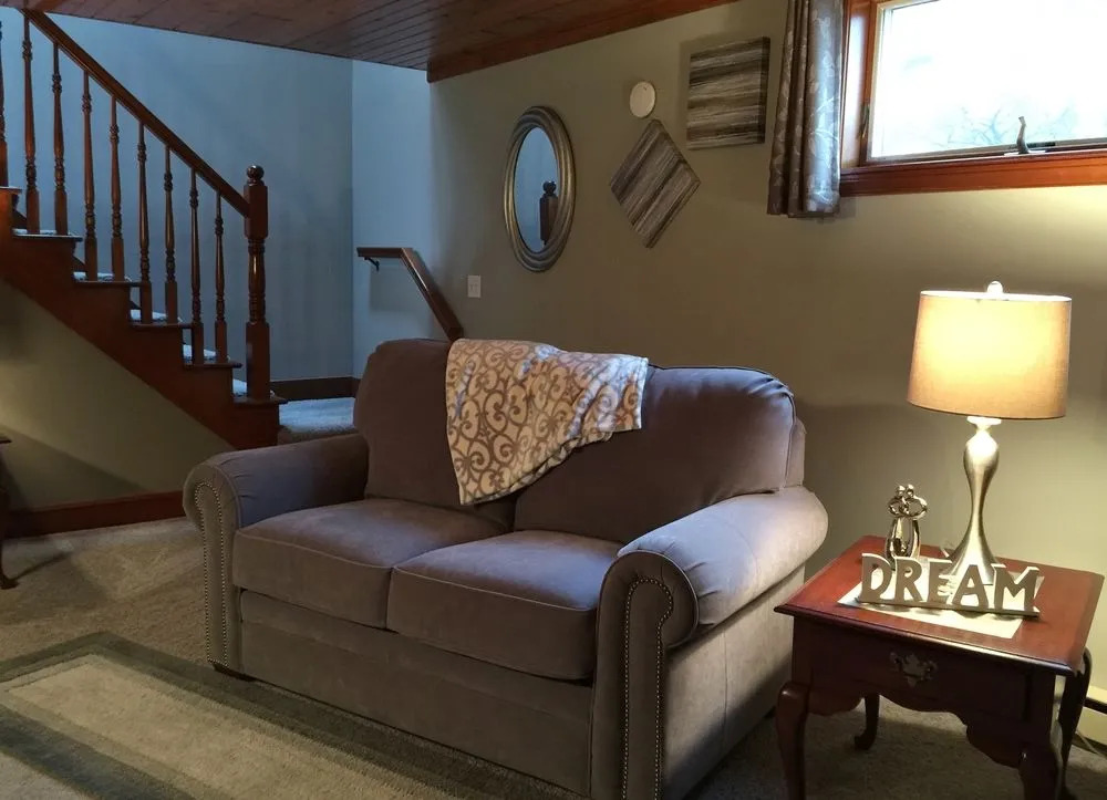 Donnas Premier Lodging