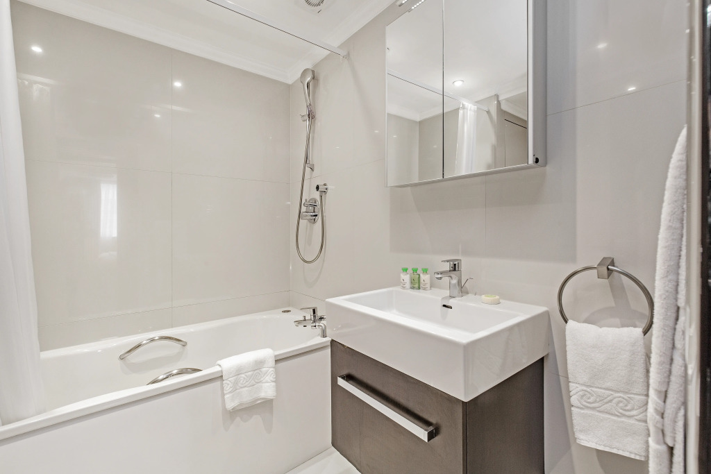 130 Queens Gate Apartments
