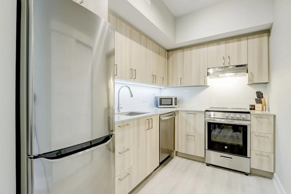 The Met Apartments by Corporate Stays