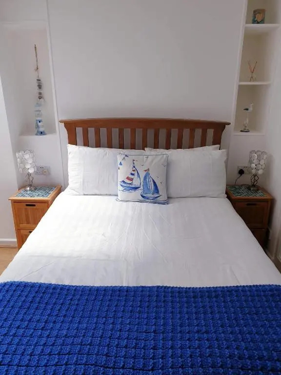 1 Bedroom Apartment with Free Parking
