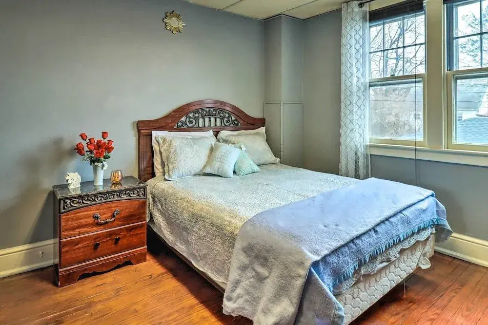 Allentown Home: 2 Mi To Hamilton District!