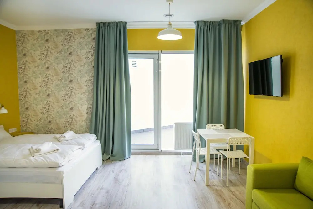 Opera Passage Hotel & Apartments