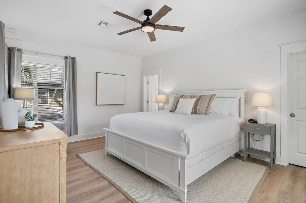Magnolia Bay 8593