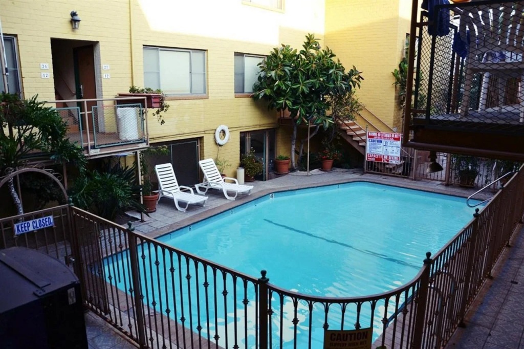Hollywood Downtowner Inn