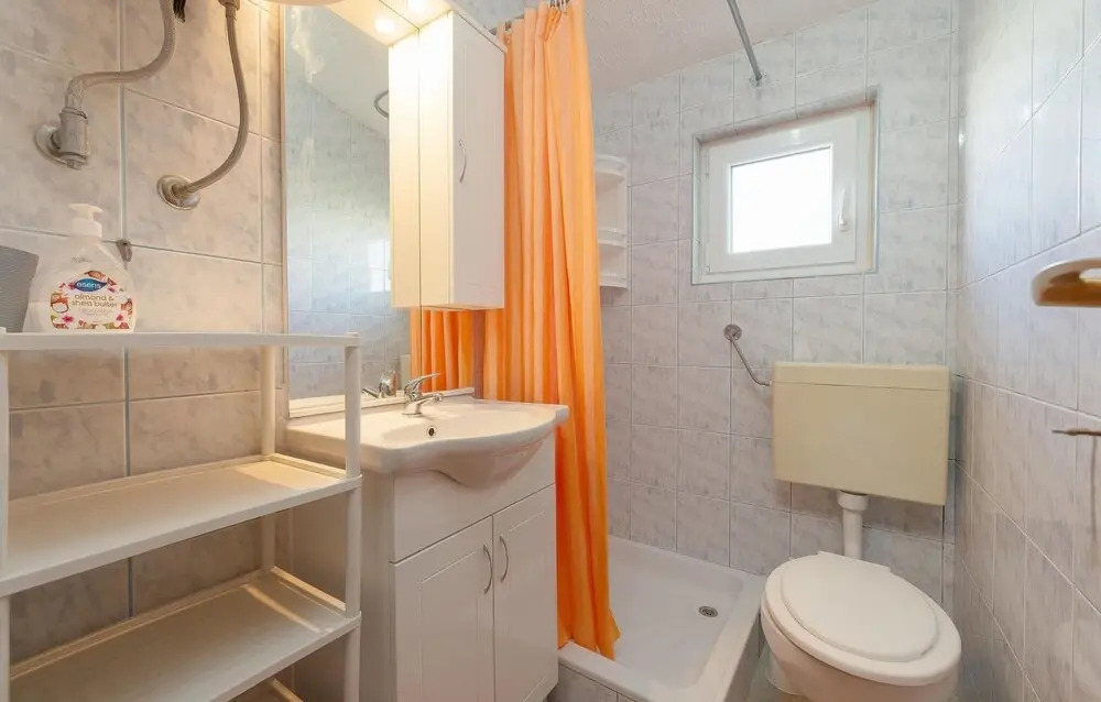 Amazing Apartment in Vir With 1 Bedrooms and Wifi