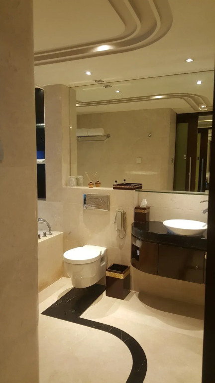 Vivanta Hyderabad, Begumpet